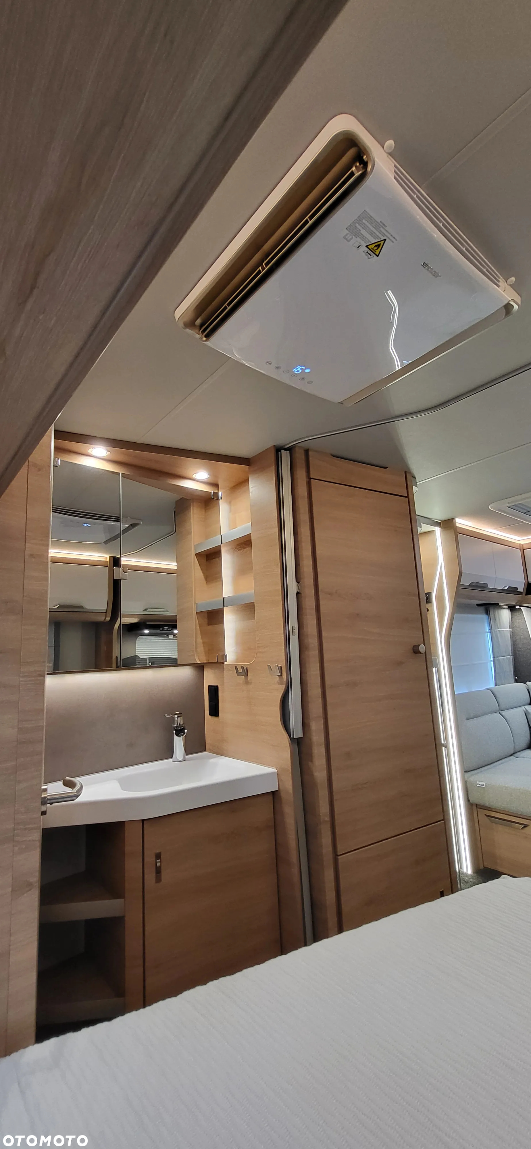 KNAUS SÜDWIND 450 FU 60 YEARS - 20