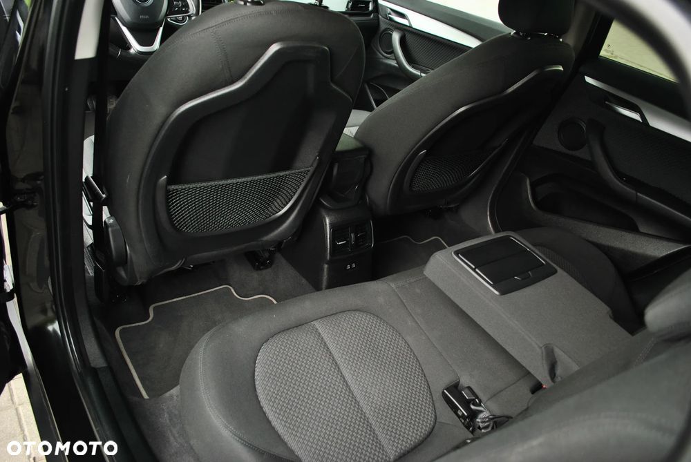 BMW X2 xDrive18d - 7