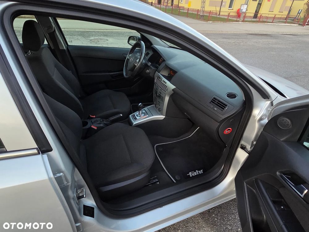Opel Astra - 8