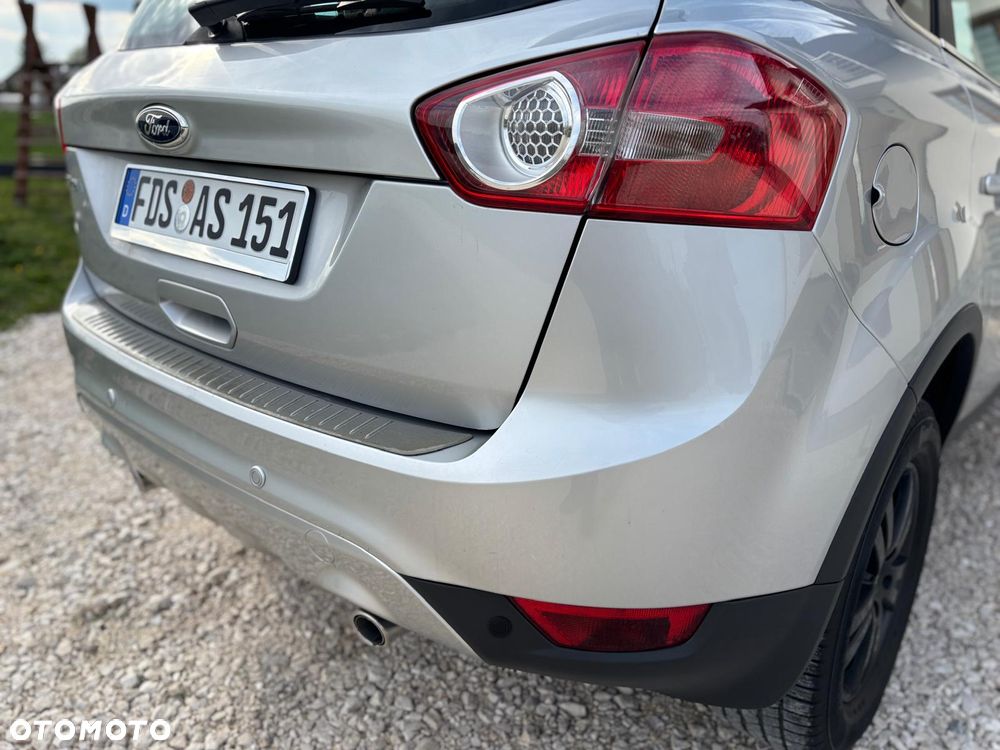 Ford Kuga 2.0 TDCi 4x4 Titanium - 8