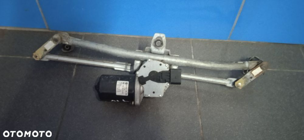 Silniczek Przedniej Szyby Golf IV 443122235017 - 1