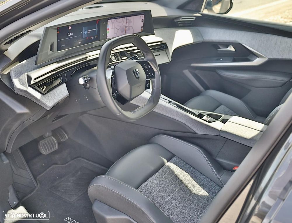 Peugeot 5008 1.2 Hybrid Allure Pack e-DCS6 - 4