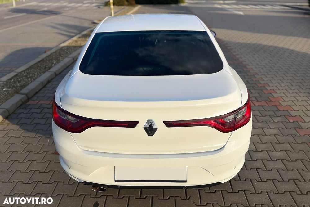 Renault Megane TCe 140 GPF Intens - 2