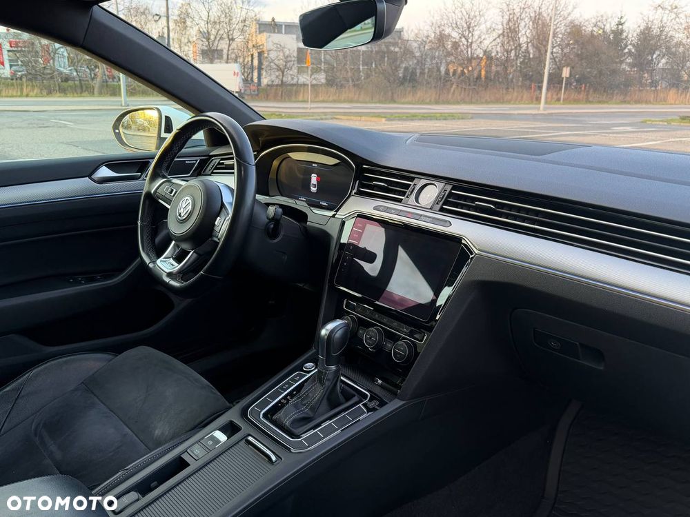 Volkswagen Arteon 2.0 TDI SCR R-Line Edition DSG - 11