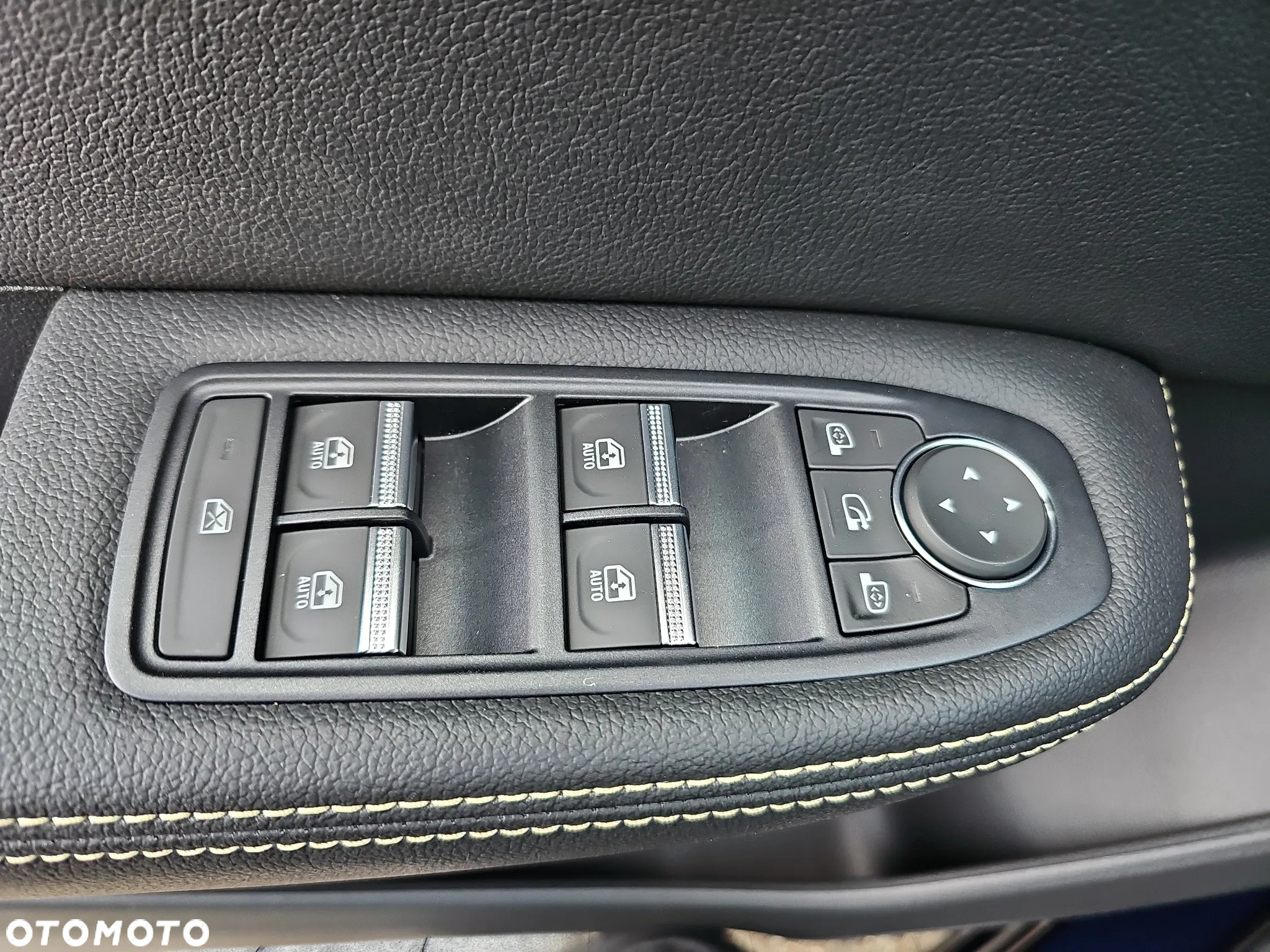 Renault Arkana 1.3 TCe mHEV Techno EDC - 13