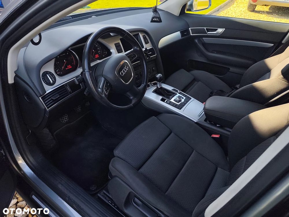 Audi A6 Avant - 4