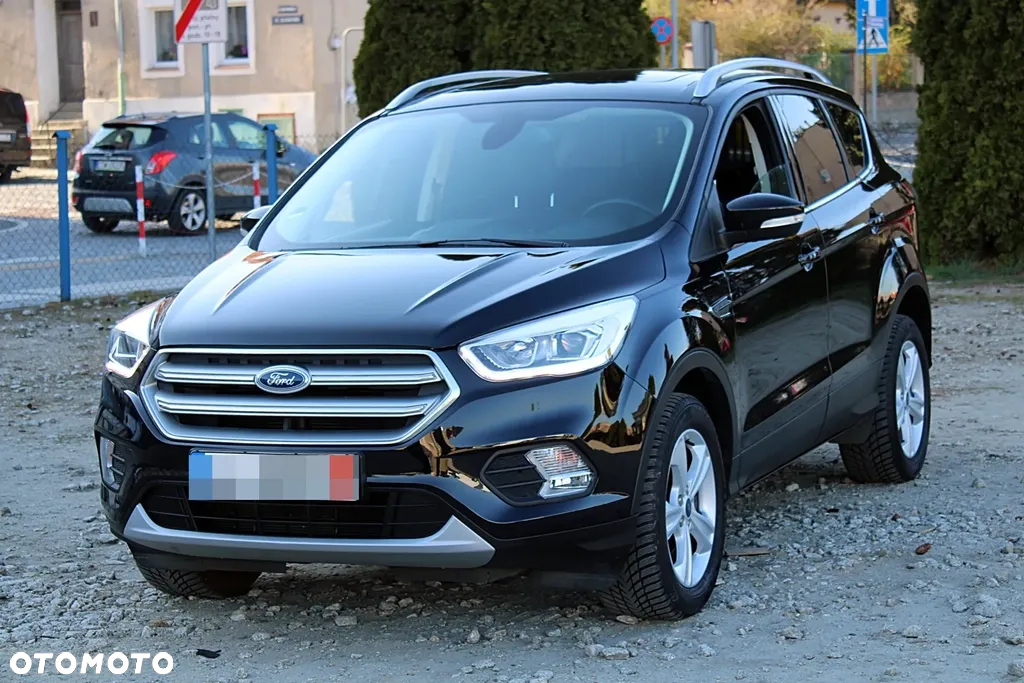 Ford Kuga 1.5 EcoBoost 2x4 Titanium - 5