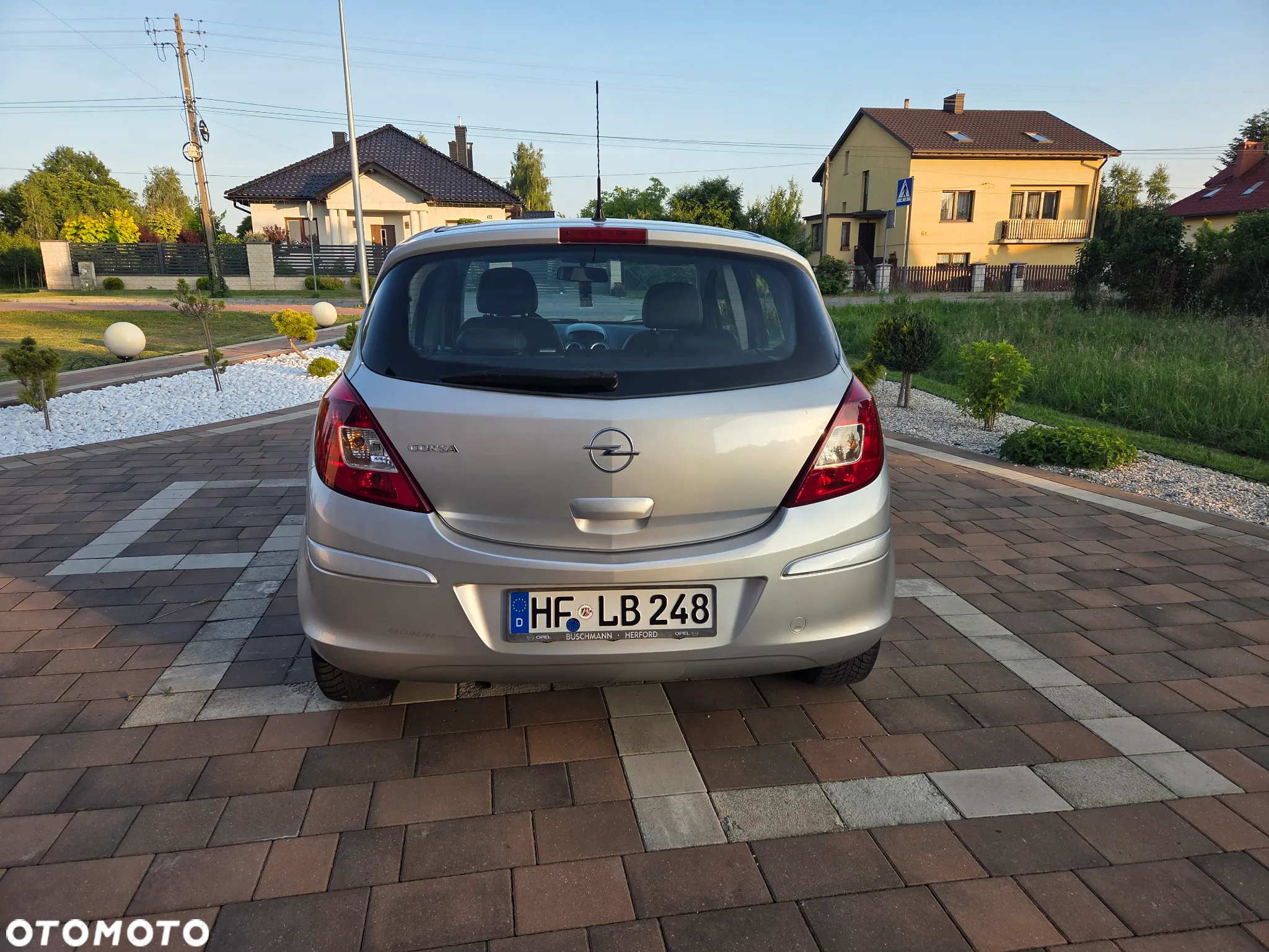 Opel Corsa 1.2 16V Color Edition - 6