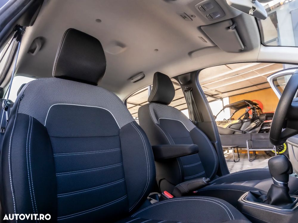 Dacia Logan TCe 90 CVT Comfort - 5