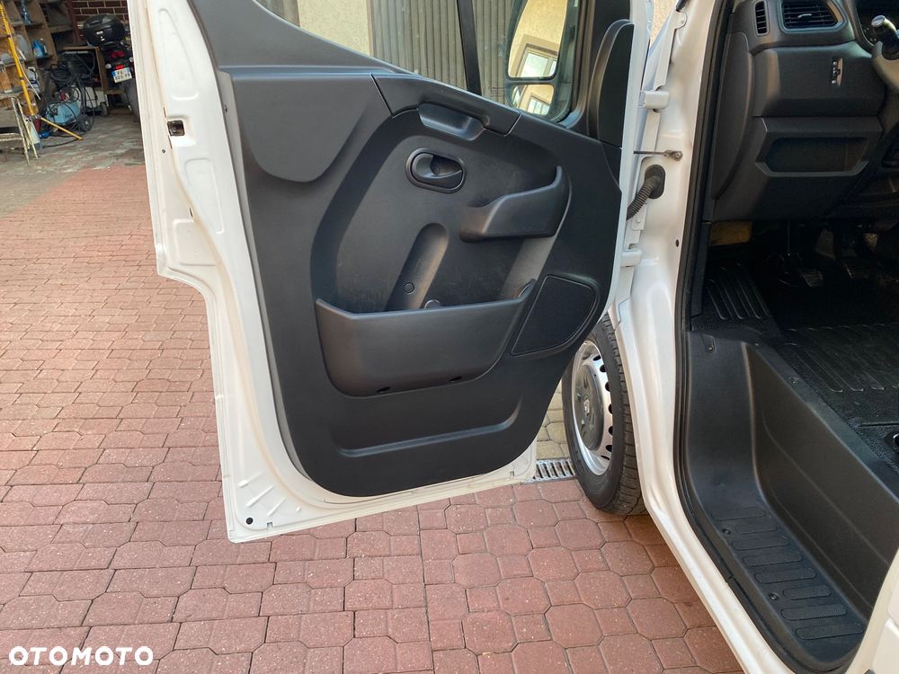 Renault MASTER L2 H2  DCi 180 stan Bardzo dobry ,gotowy do dalszego użytkowania - 16