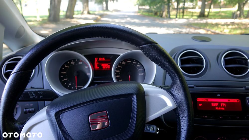 Seat Ibiza 1.4 16V Sport - 16