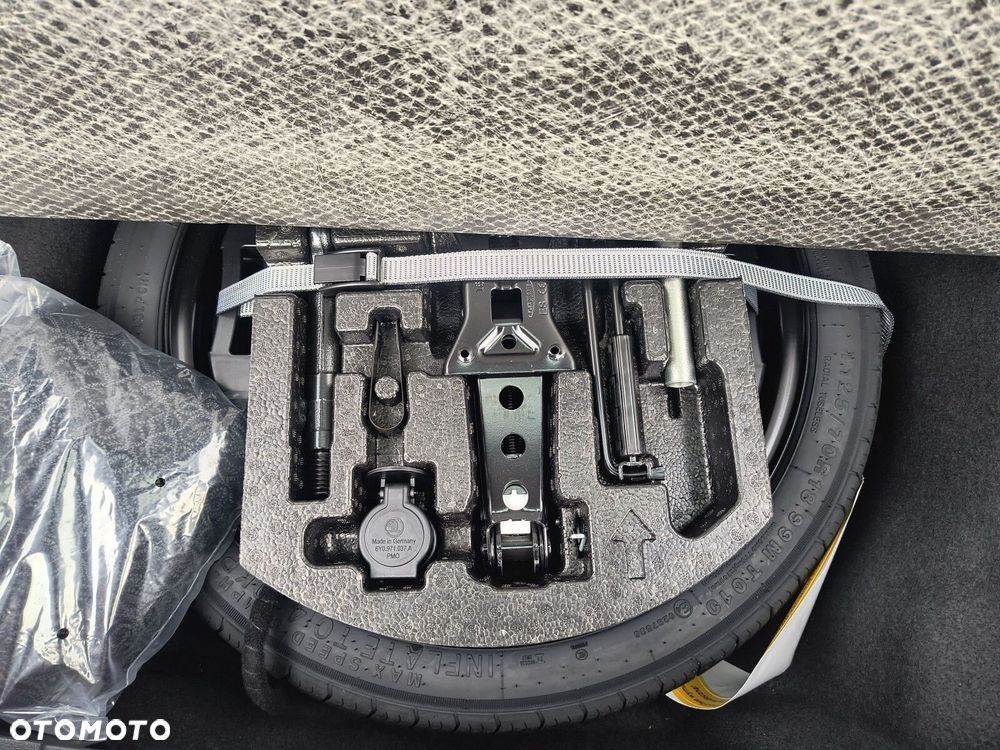 Skoda Superb 2.0 TSI L&K DSG - 21