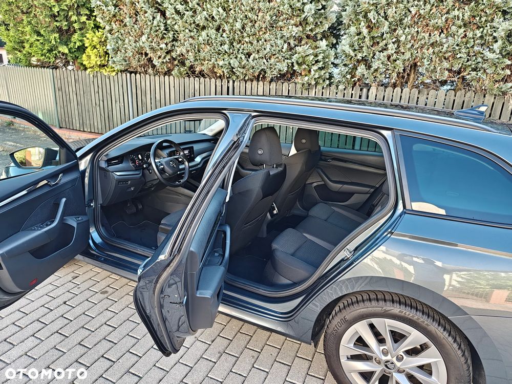 Skoda Octavia 2.0 TDI SCR Ambition DSG - 9