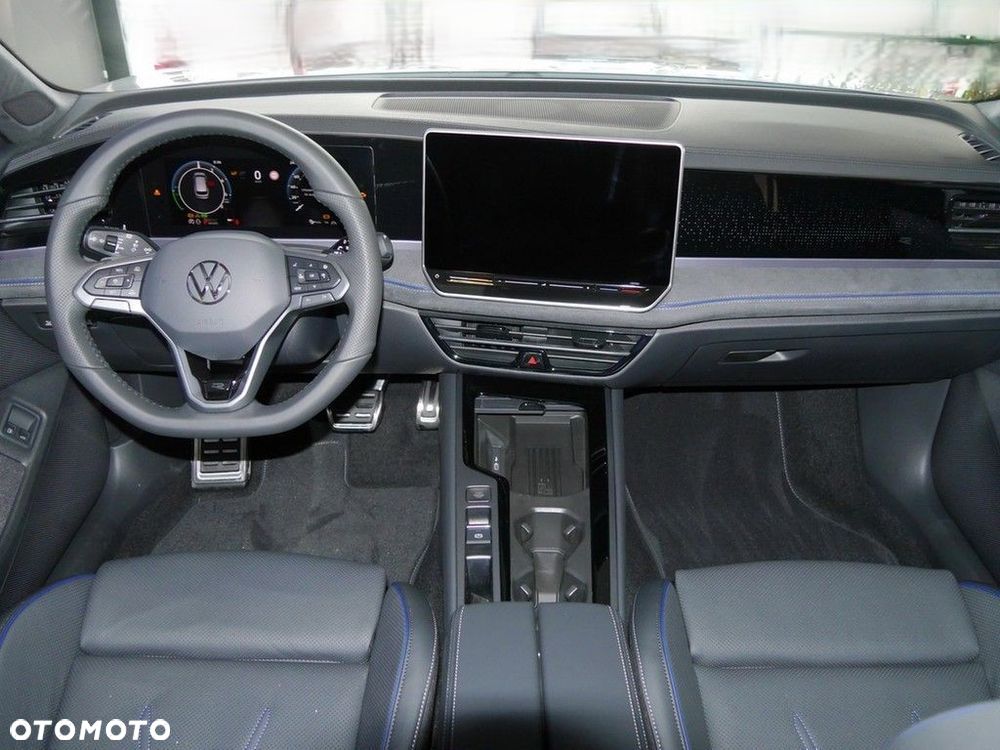 Volkswagen Passat 2.0 TSI 4Mot R-Line Plus DSG - 9
