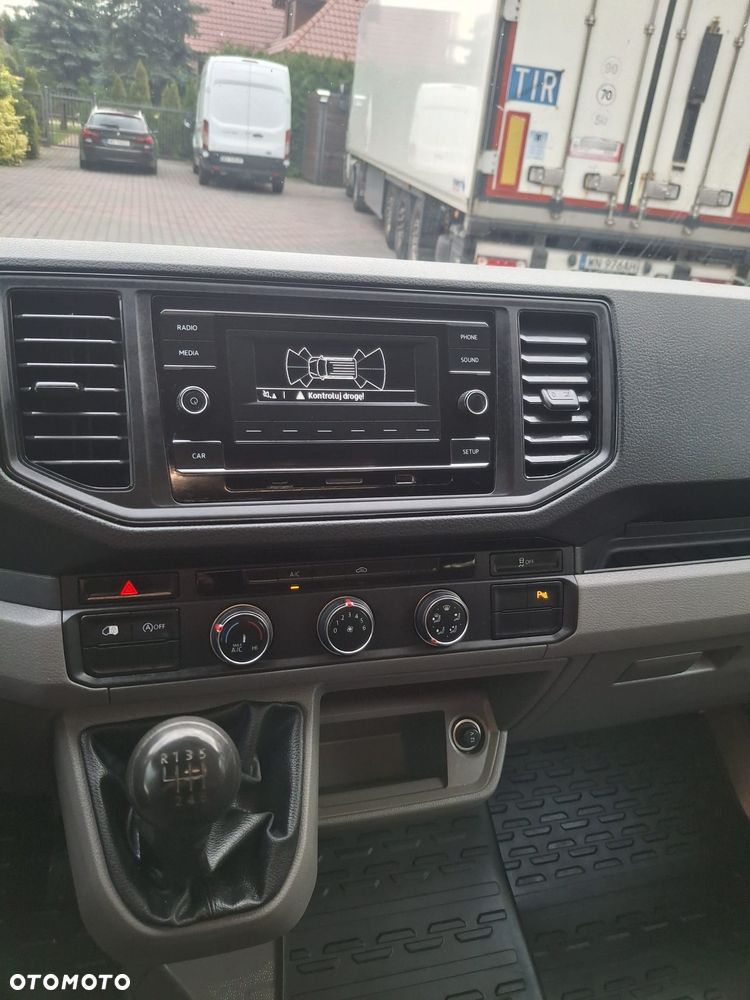 Volkswagen Crafter - 11