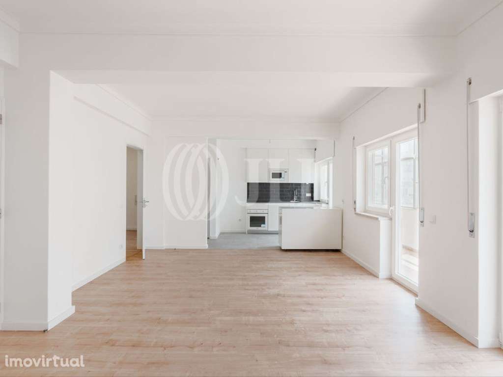 Apartamento T3 remodelado, em Benfica, Lisboa - Grande imagem: 3/23