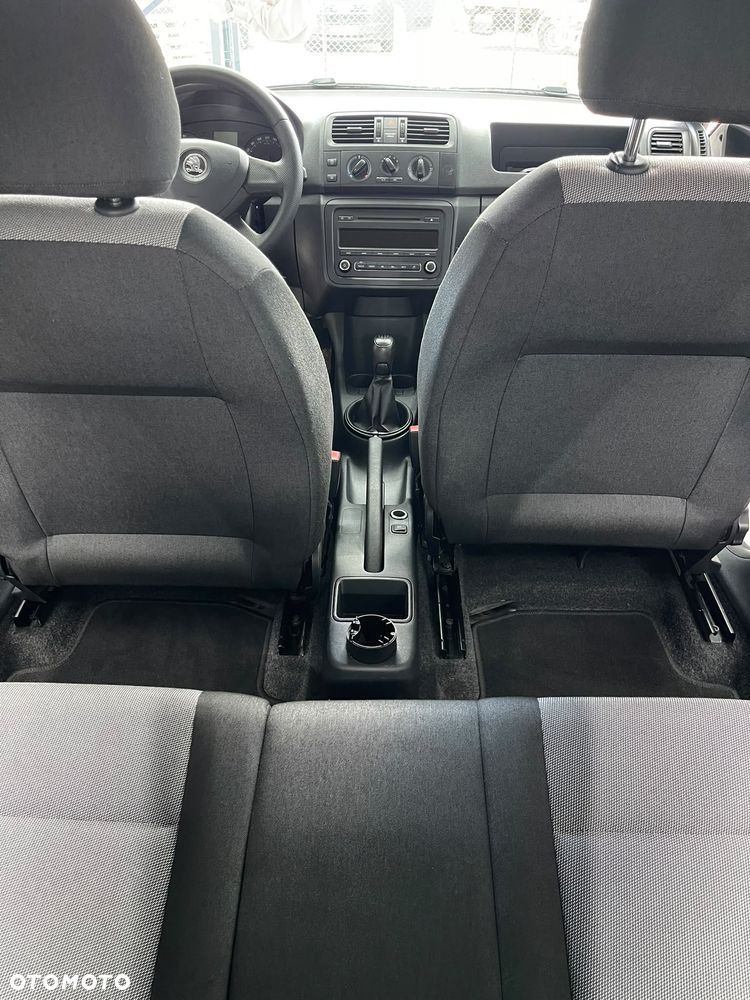 Skoda Fabia 1.2 HTP Ambition - 29