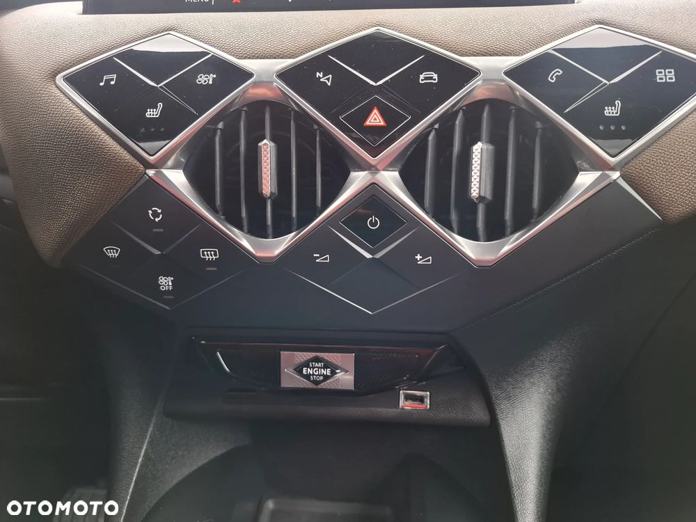 DS Automobiles DS 3 Crossback 1.2 PureTech Performance Line - 25