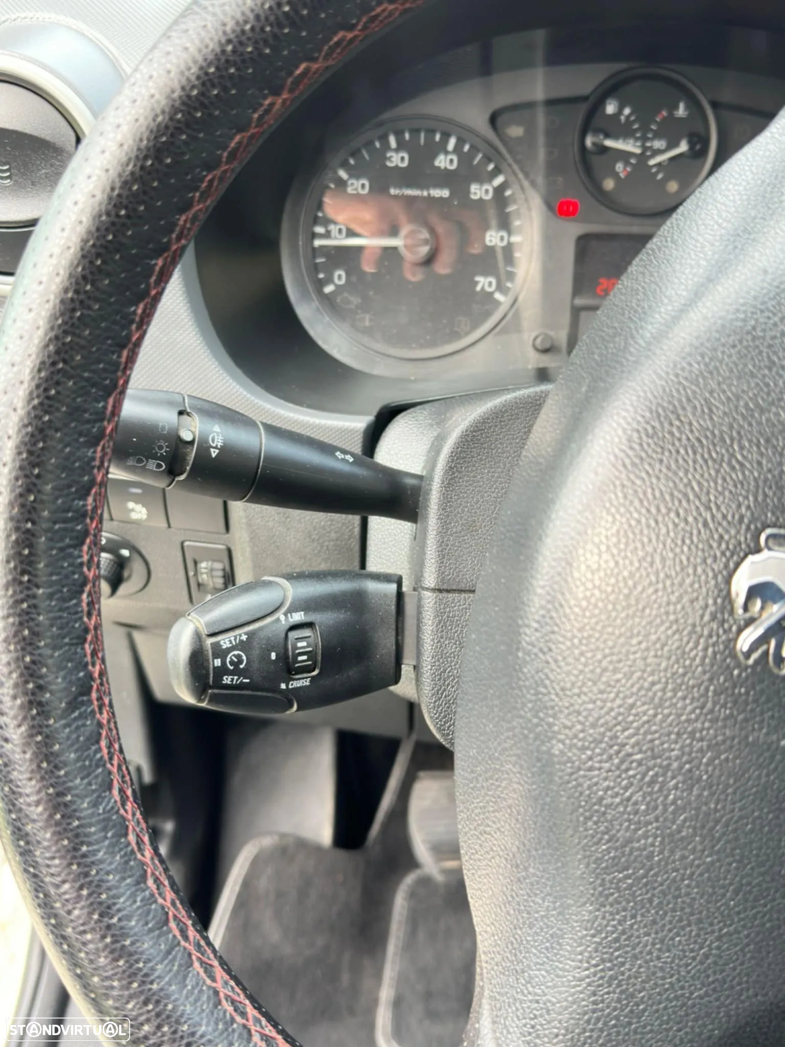 Peugeot PARTNER 1.6 HDi IVA DEDUTÍVEL - 14