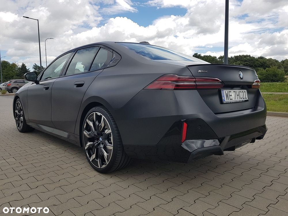 BMW Seria 5 540d xDrive mHEV M Sport - 4