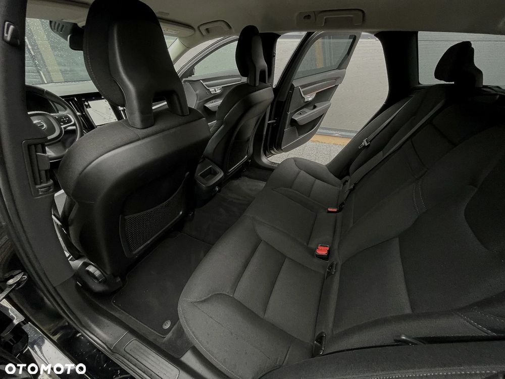 Volvo V90 D4 SCR Momentum - 22