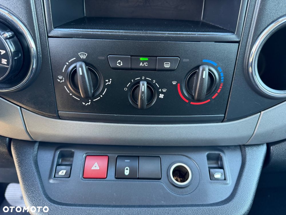 Citroën Berlingo e-HDi 90 FAP EGS6 Start Stop Silver Selection - 25