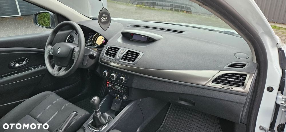 Renault Megane 1.6 16V 110 Night and Day - 12