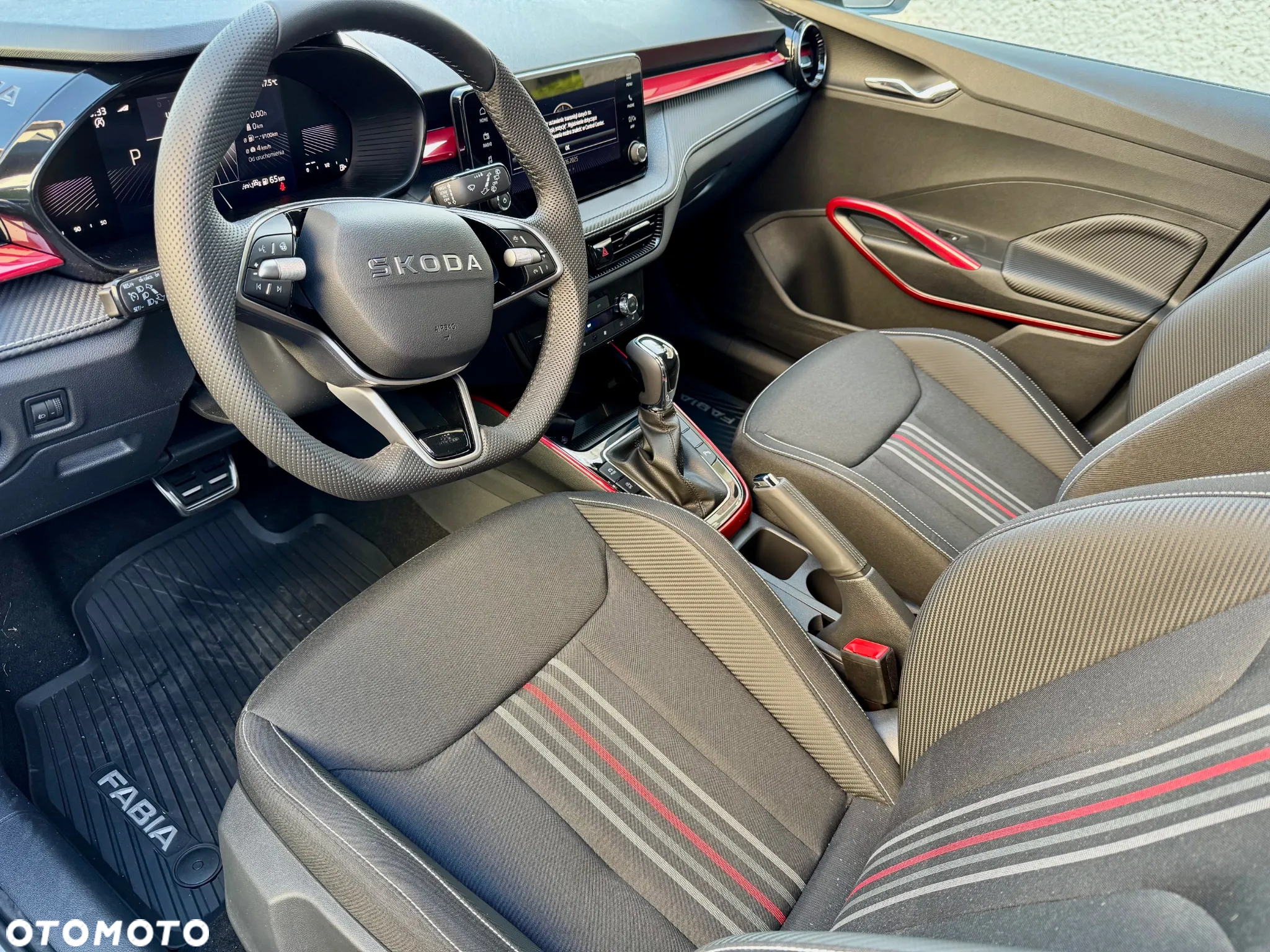 Skoda Fabia 1.5 TSI Monte Carlo DSG - 9