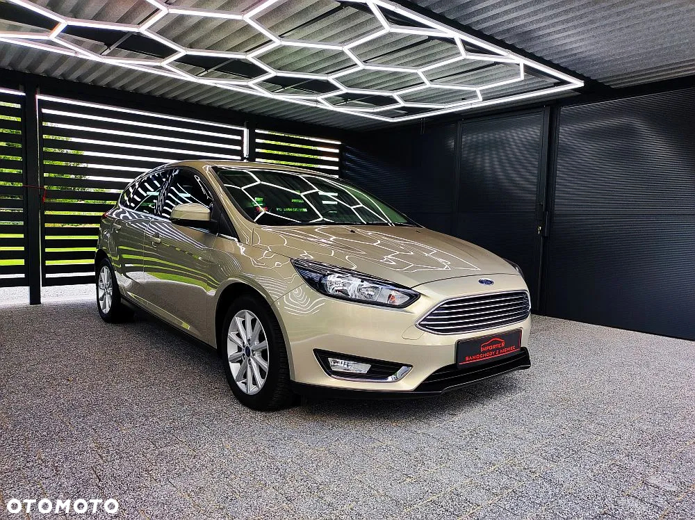 Ford Focus - 16