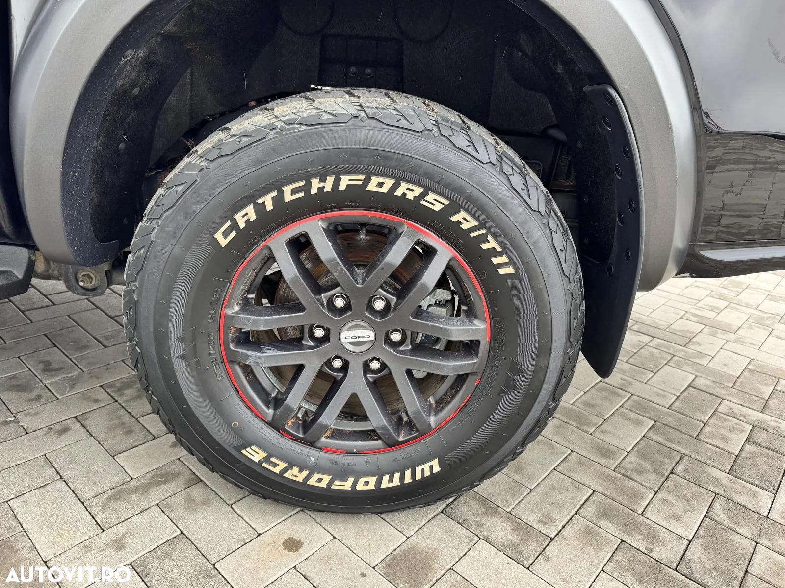 Ford Raptor - 13