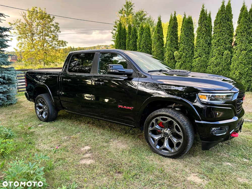 RAM 1500 Crew Cab Shortbed Limited - 2