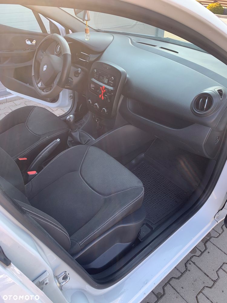Renault Clio 1.5 dCi Energy Business EU6 - 17