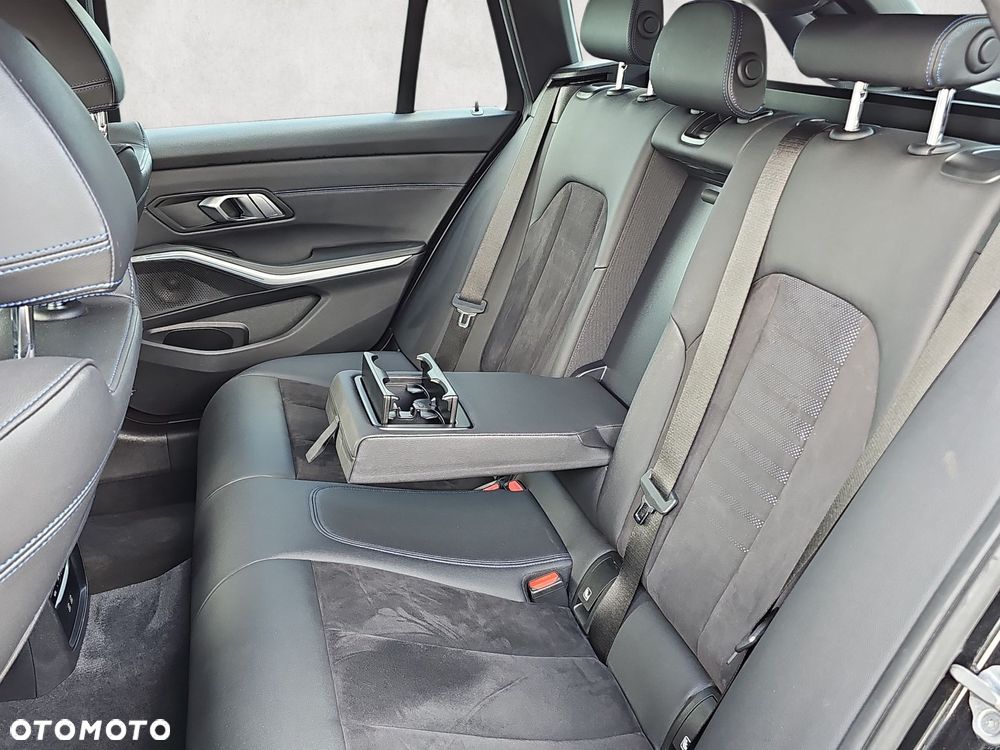 BMW Seria 3 - 21