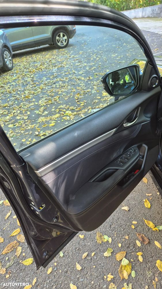 Honda Civic 1.5 i-VTEC Turbo Elegance - 15