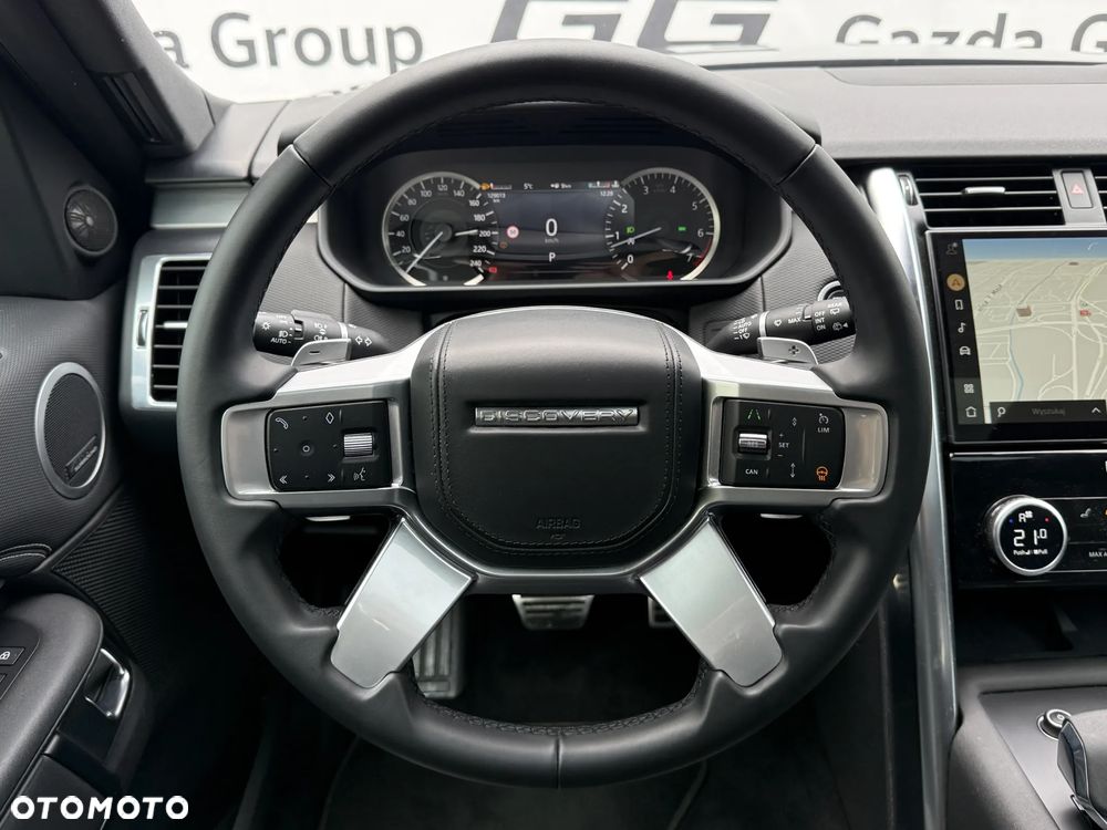 Land Rover Discovery P300 R-Dynamic HSE - 11