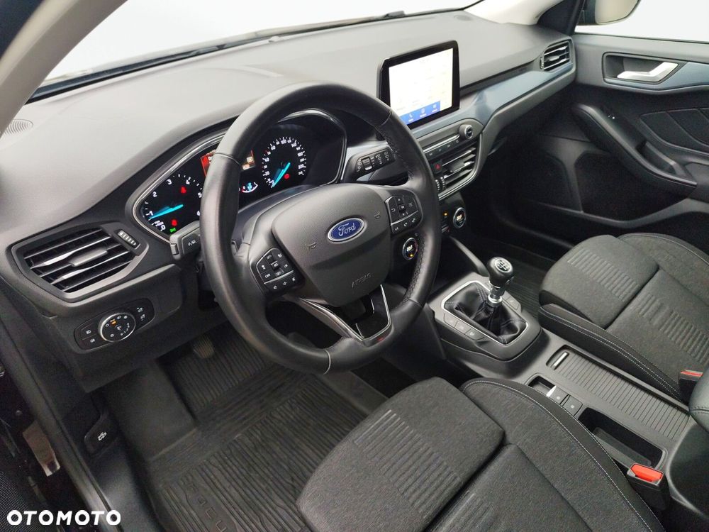 Ford Focus - 39