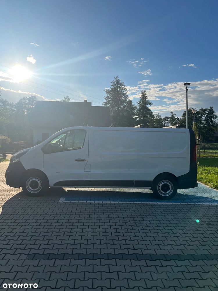 Opel Vivaro - 18