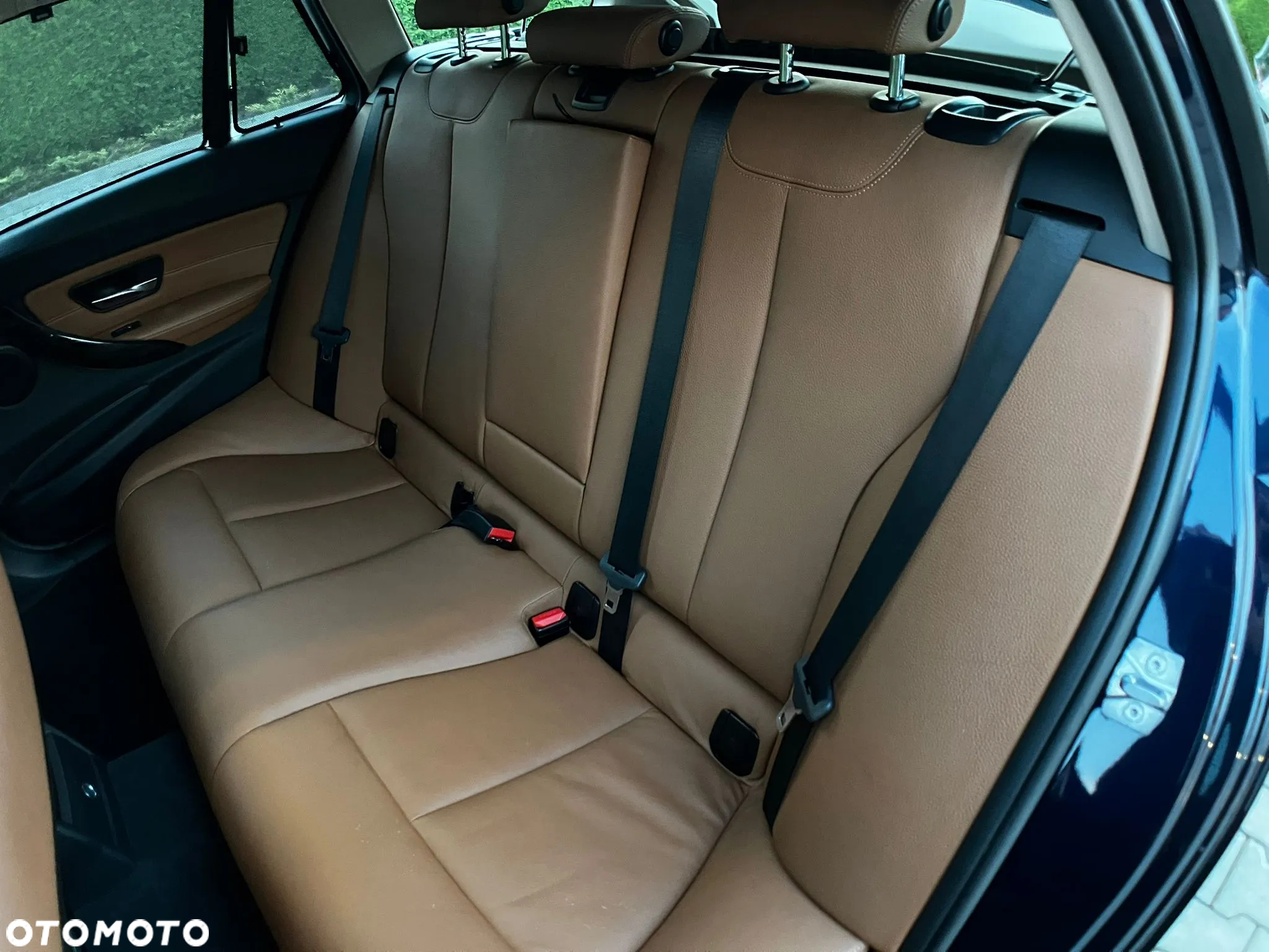 BMW Seria 3 328i Luxury Line - 22