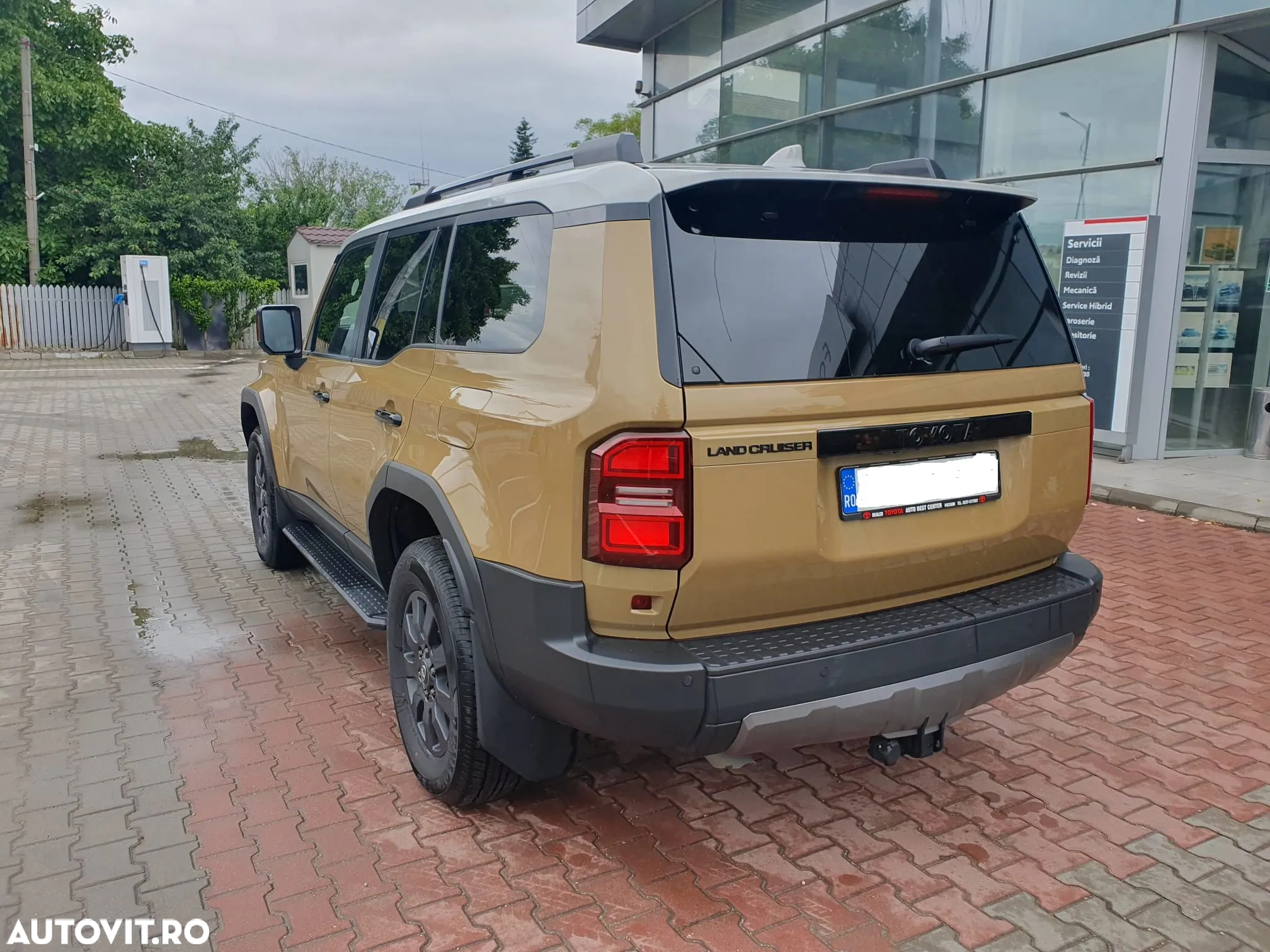 Toyota Land Cruiser 250 2.8l D-4D 204 CP A/T 7 locuri Luxury - 4