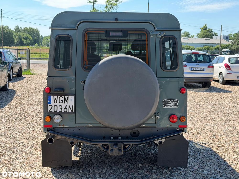 Land Rover Defender 2.4 TD4 S - 17