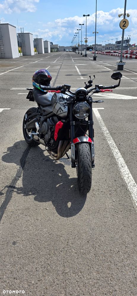 Triumph Trident - 5