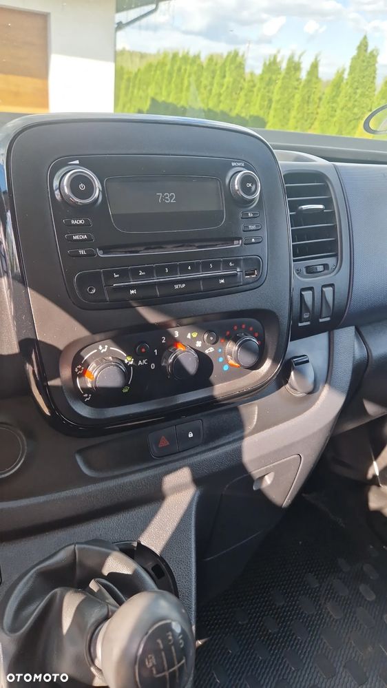 Opel VIVARO - 13