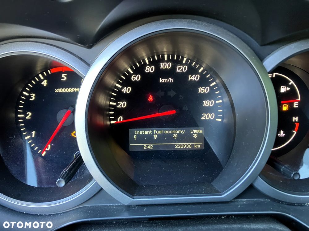 Suzuki Grand Vitara 1.9 DDiS Comfort - 18