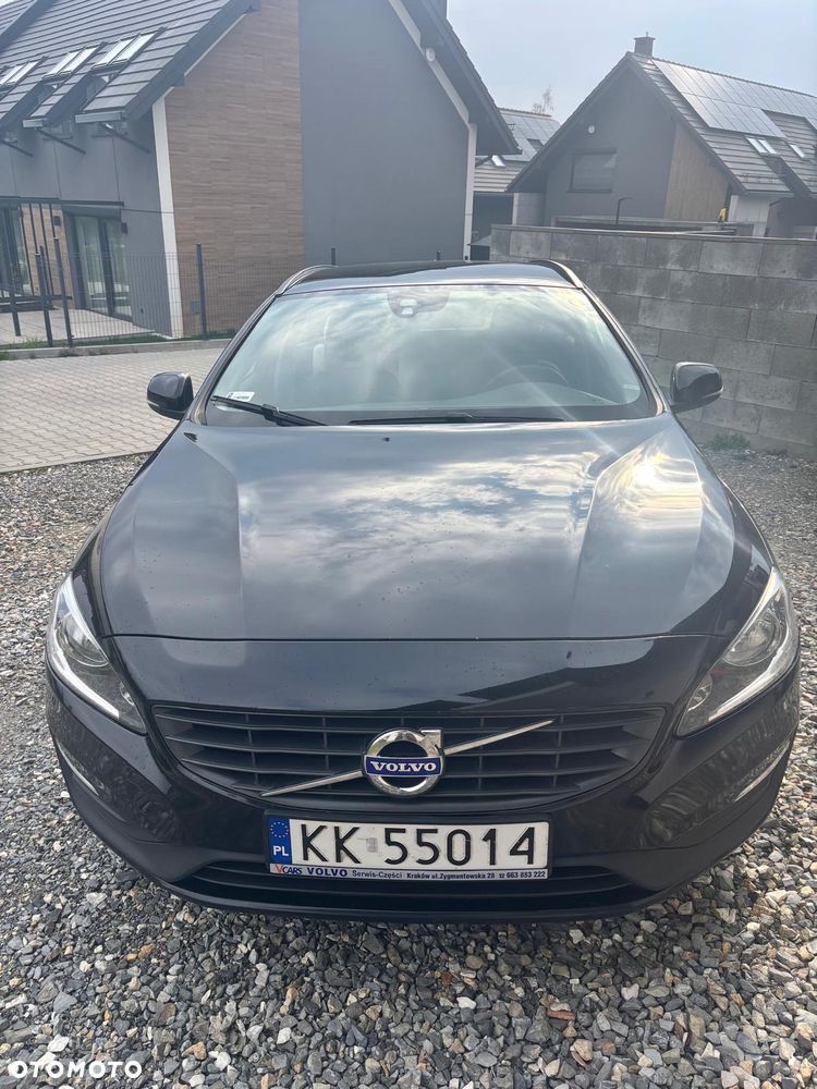 Volvo V60 D2 Drive-E Dynamic Edition (Kinetic) - 1