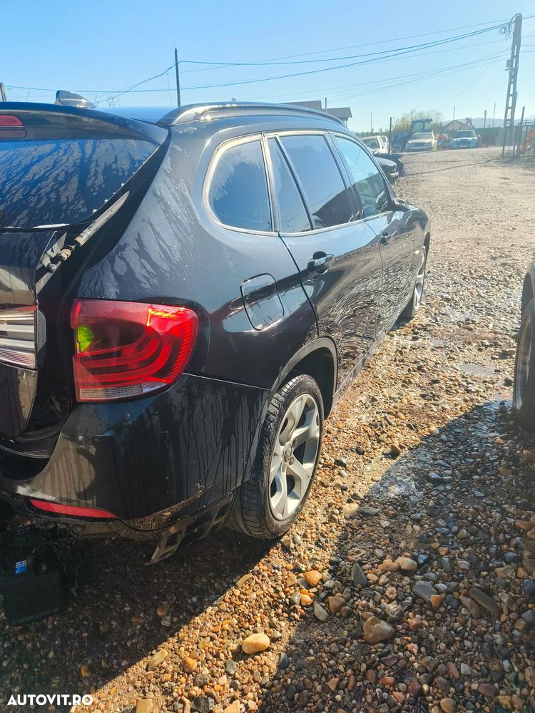 Bari longitudinale negre plafon BMW X1 E84 - 2