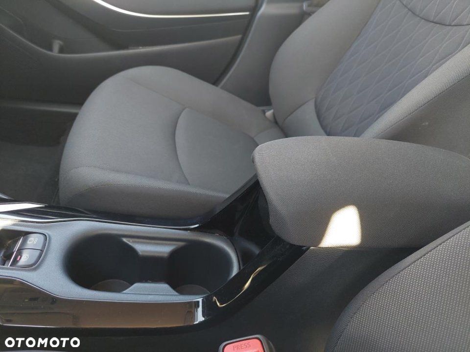 Toyota Corolla - 26