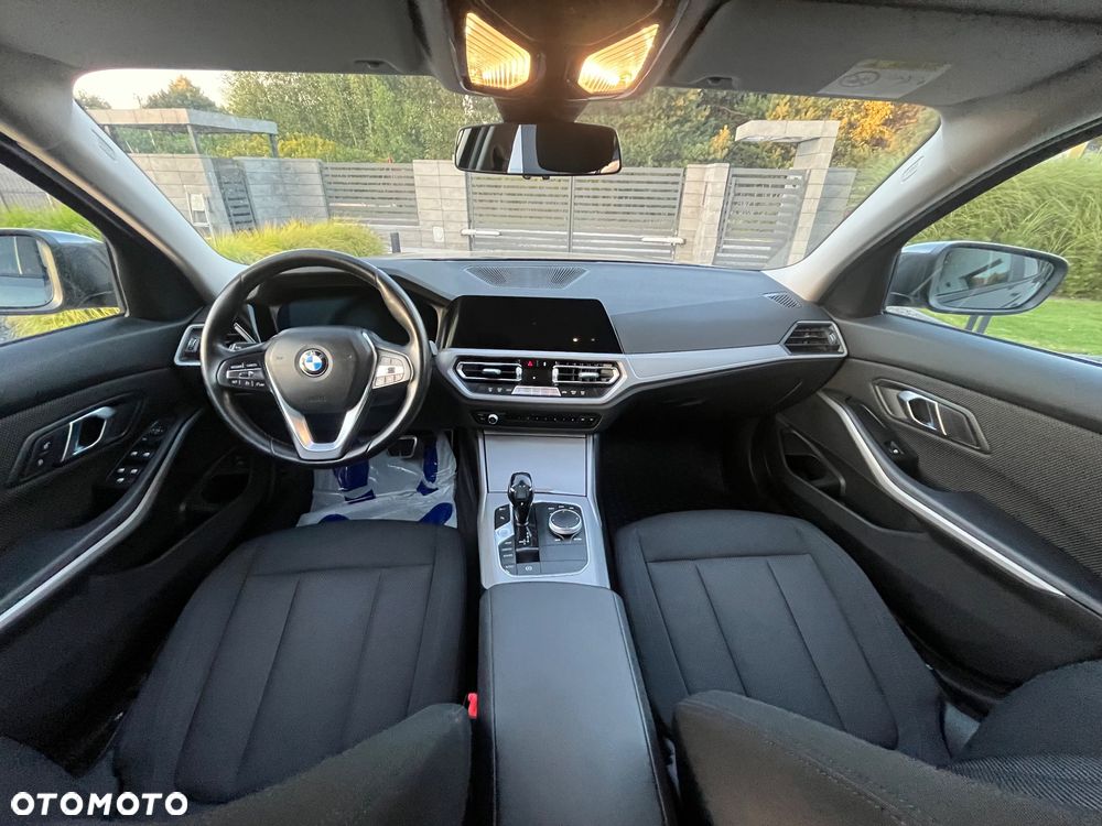 BMW Seria 3 318d Luxury Line - 5