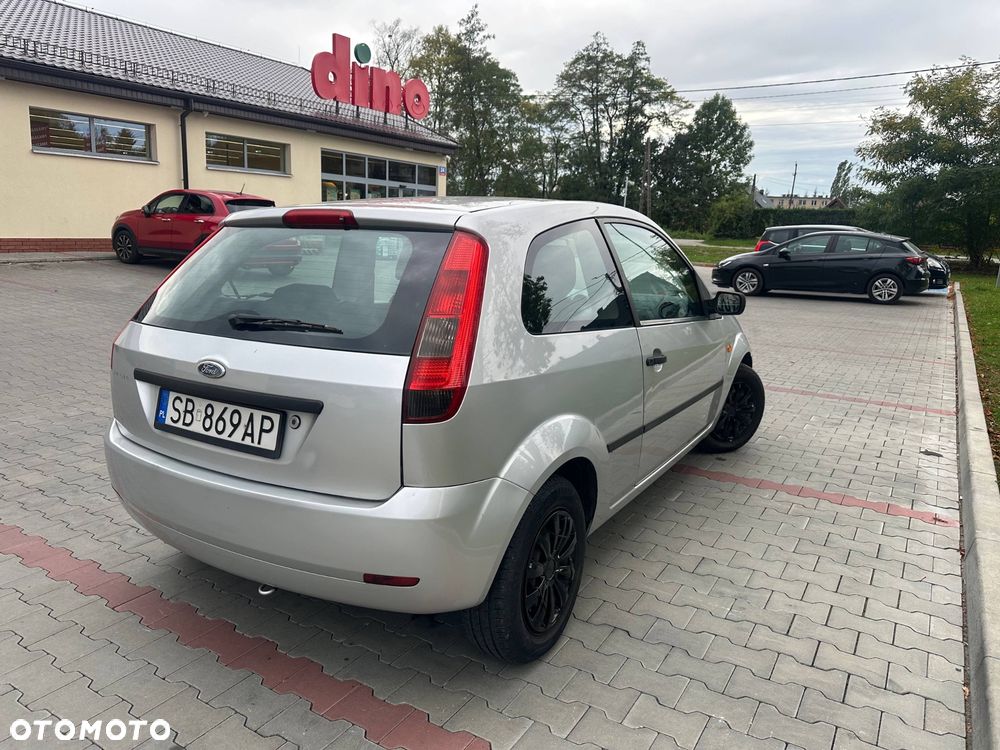 Ford Fiesta 2006 photo 3