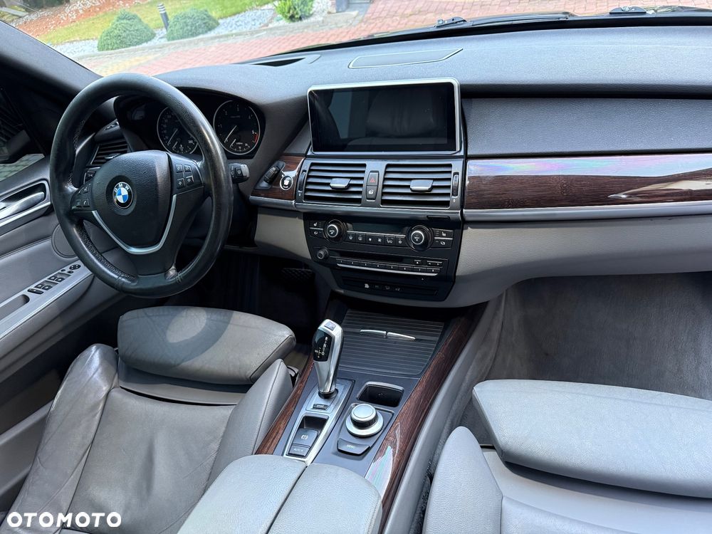 BMW X5 3.0sd xDrive - 14