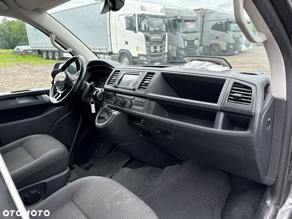Volkswagen Caravelle 2.0 TDI L2 Highline DSG - 25